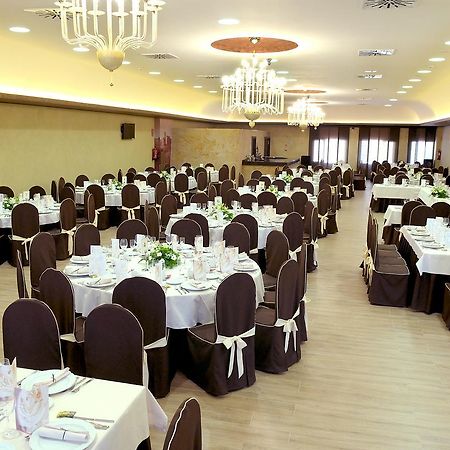 Hotel Benlloch Salas De Los Infantes Εξωτερικό φωτογραφία